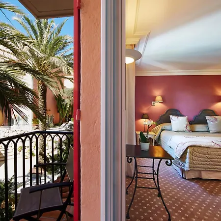 Otel Byblos Saint-Tropez